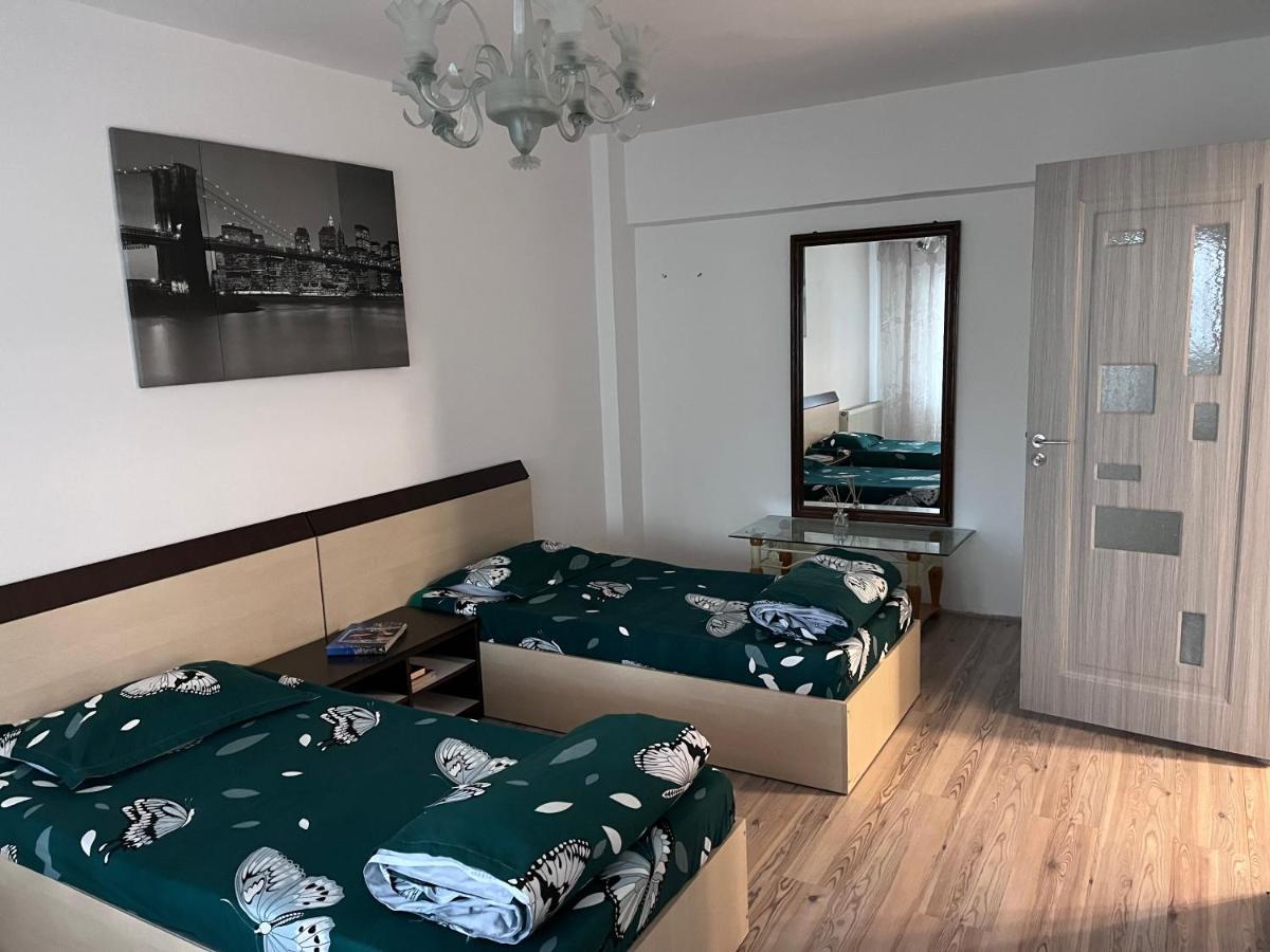 Apartament In Centrul Orasului Бакеу Екстер'єр фото